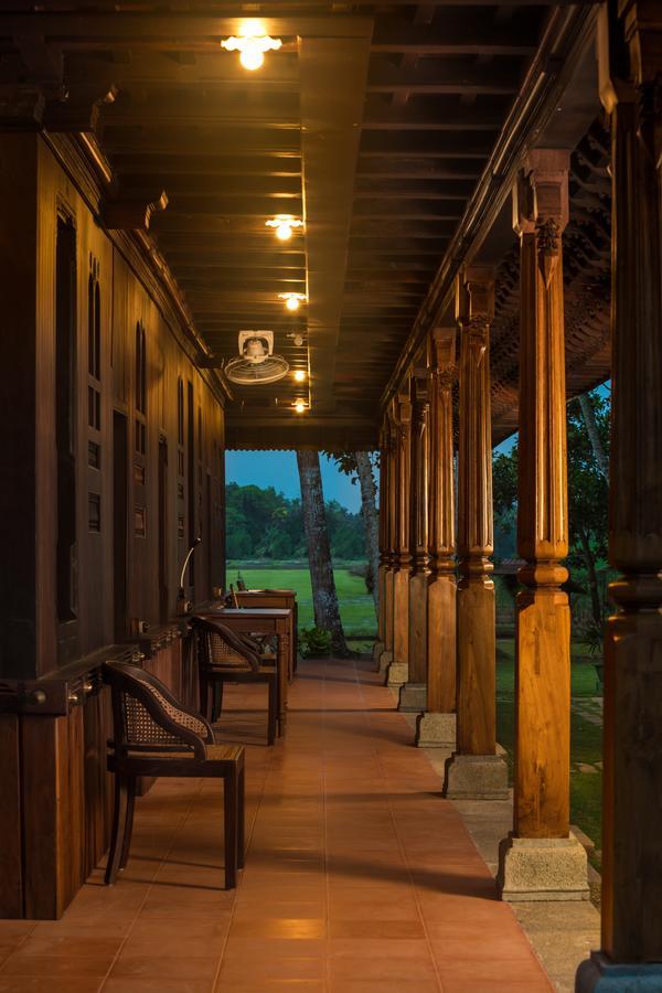 Kuttichira Heritage Home Alappuzha ภายนอก รูปภาพ